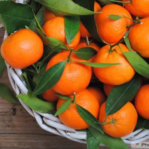 Fruit & Veg Specials - Mandarins with leaves